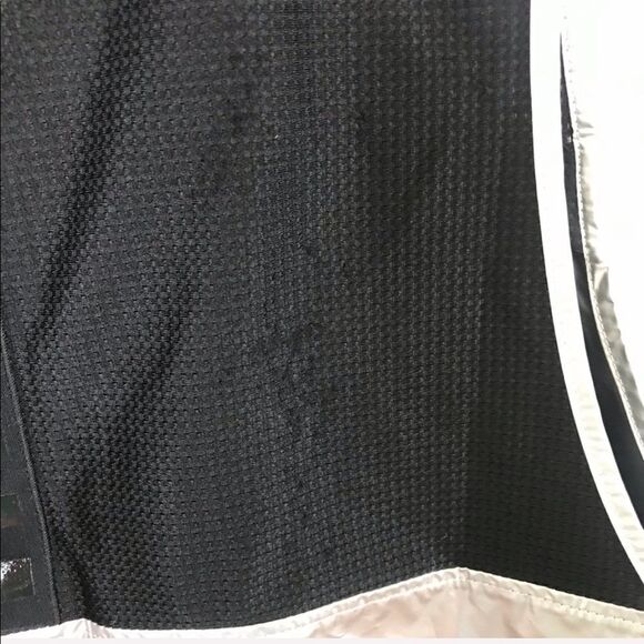 Lime & Vine Rachel Top Black And Silver Size M - Picture 5 of 5